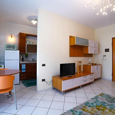 La Casa Di Azzurra Centro Citta Fino A 4 Posti Letto E 2 Bagni *